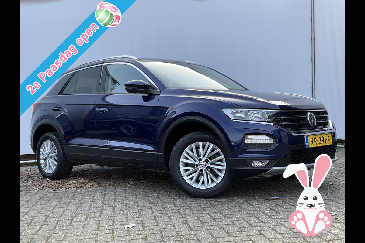 Volkswagen T-Roc 1.0 TSI Style DAB Navi PDC Trekhaak Hoge zit Bluetooth