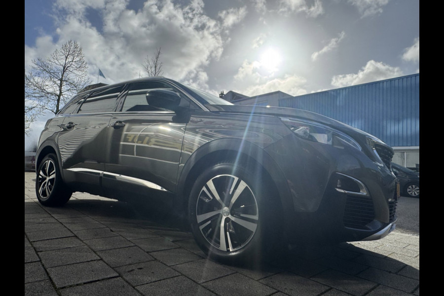 Peugeot 5008 1.2 PureTech GT-Line 7P - AUTOMAAT I Panorama dak I Navigatie / Apple CarPlay I 1/2 Leer I Sport pakket I Dealer ond.