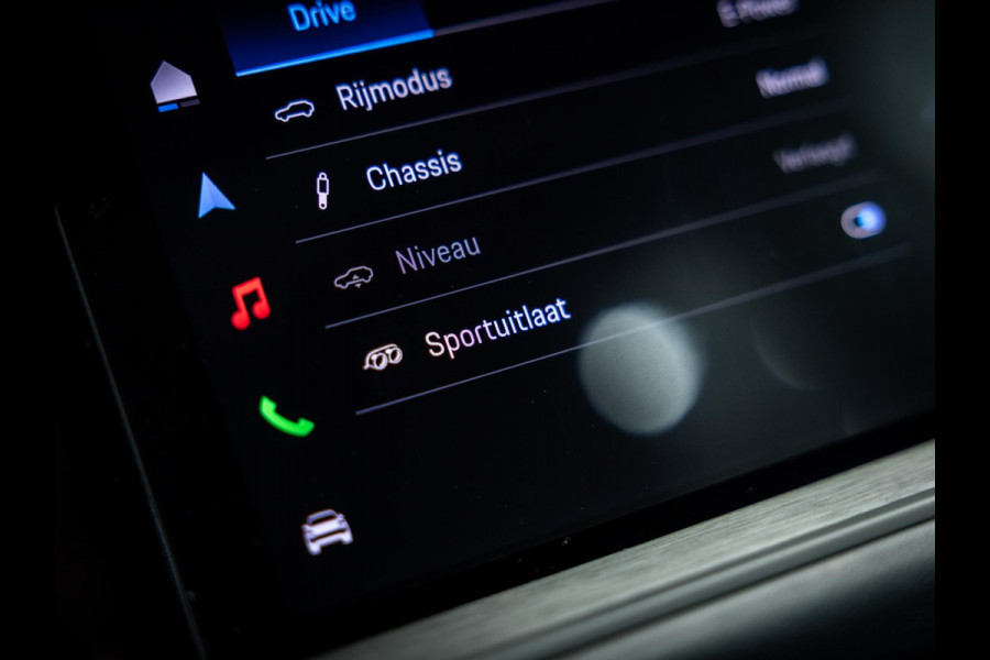 Porsche Cayenne Coupé 3.0 E-Hybrid Black Edition | Sportuitlaat | Stoelverwarming en verkoeling | Sport Chrono |