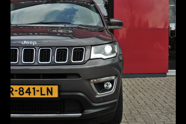 Jeep Compass 1.3T Limited Automaat 150PK | Clima | Xenon | Navi | Keyless | Licht/regen sensor | All-season banden