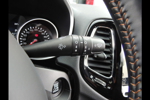 Jeep Compass 1.3T Limited Automaat 150PK | Clima | Xenon | Navi | Keyless | Licht/regen sensor | All-season banden