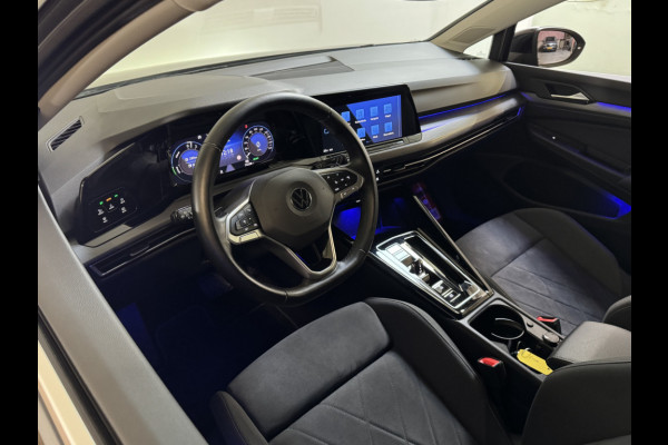 Volkswagen Golf 1.4 eHybrid 204PK DSG STYLE NAVI/CARPLAY/CAMERA
