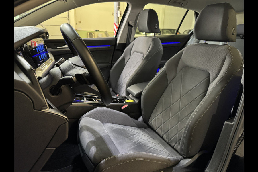 Volkswagen Golf 1.4 eHybrid 204PK DSG STYLE NAVI/CARPLAY/CAMERA