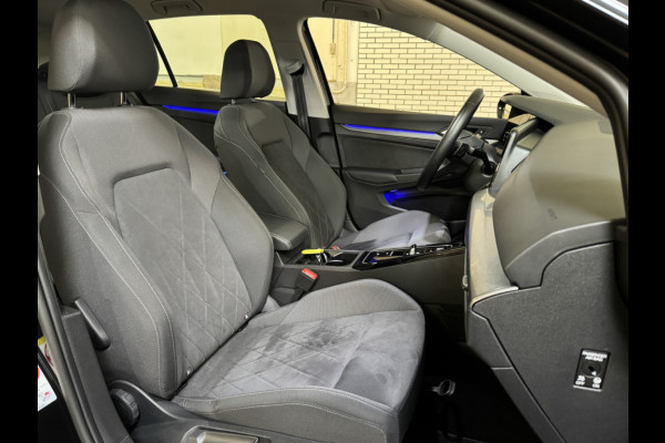 Volkswagen Golf 1.4 eHybrid 204PK DSG STYLE NAVI/CARPLAY/CAMERA