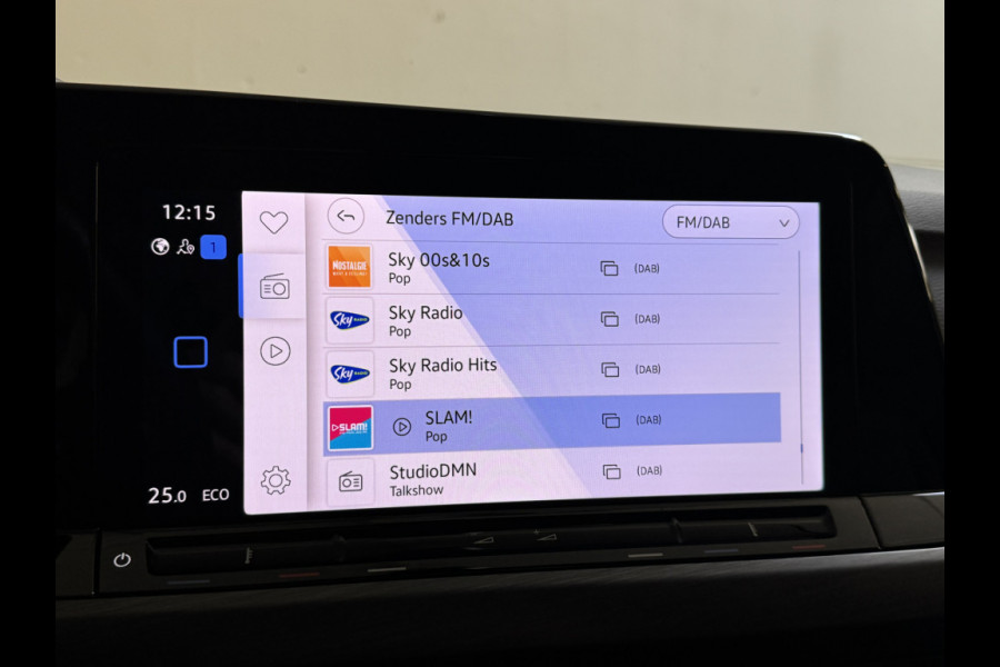 Volkswagen Golf 1.4 eHybrid 204PK DSG STYLE NAVI/CARPLAY/CAMERA