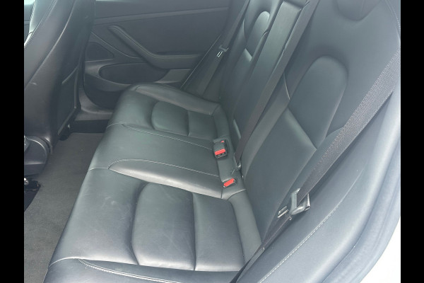 Tesla Model 3 Standard RWD Plus 60 kWh