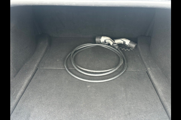 Tesla Model 3 Standard RWD Plus 60 kWh