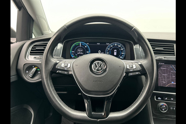 Volkswagen e-Golf E-Golf | Leder | Apple/Carplay | Adapt.Cruise/Control | Camera