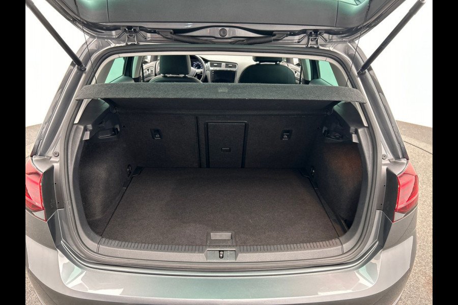 Volkswagen e-Golf E-Golf | Leder | Apple/Carplay | Adapt.Cruise/Control | Camera