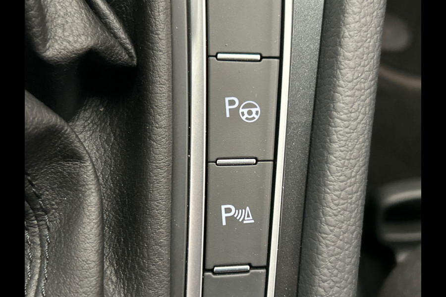 Volkswagen e-Golf E-Golf | Leder | Apple/Carplay | Adapt.Cruise/Control | Camera