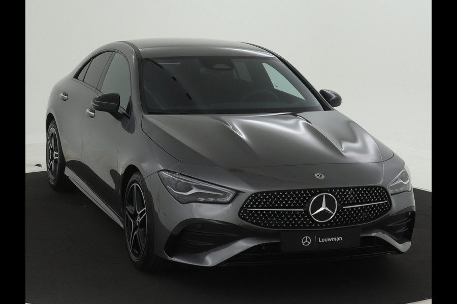 Mercedes-Benz CLA-Klasse 180 AMG Line 5 spaaks lichtmetalen velgen | Nightpakket | Premium Pakket | Distronic | MB-paasweekend