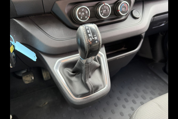 Renault Trafic 2.0 DCI 150PK Automaat L2H1 Cruise Control Airco sidebars camera Parkeersensoren Voor Achter Stoelverwarming