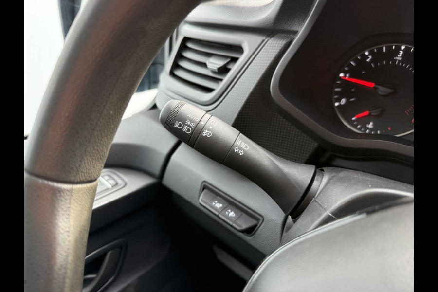 Renault Trafic 2.0 DCI 150PK Automaat L2H1 Cruise Control Airco sidebars camera Parkeersensoren Voor Achter Stoelverwarming