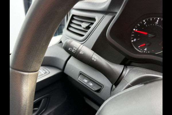 Renault Trafic 2.0 DCI 150PK Automaat L2H1 Cruise Control Airco sidebars camera Parkeersensoren Voor Achter Stoelverwarming