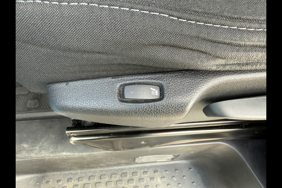 Renault Trafic 2.0 DCI 150PK Automaat L2H1 Cruise Control Airco sidebars camera Parkeersensoren Voor Achter Stoelverwarming