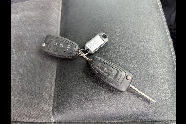 Ford Transit Custom Sport 290 2.0 TDI 185PK Automaat L1H1 Elektrisch Verstelbare Leren Stoelen Adaptieve Cruise Control Airco Trekhaak Stoelverwarming