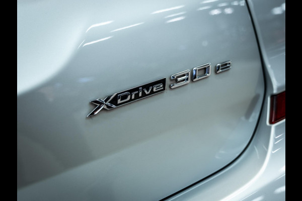 BMW X3 xDrive30e High Executive | Volledig M uitgevoerd | Stoelverwarming | Harman/Kardon | Memory |