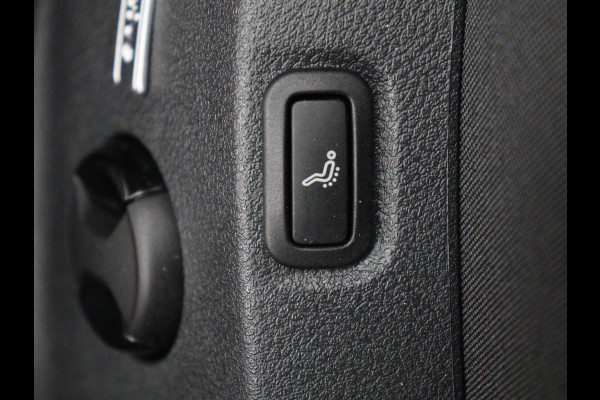 Volkswagen Golf Variant 1.5 TSI Comfortline Business | Adaptive Cruise | Massage | Camera | Carplay | Stoelverwarming | Virtual Cockpit