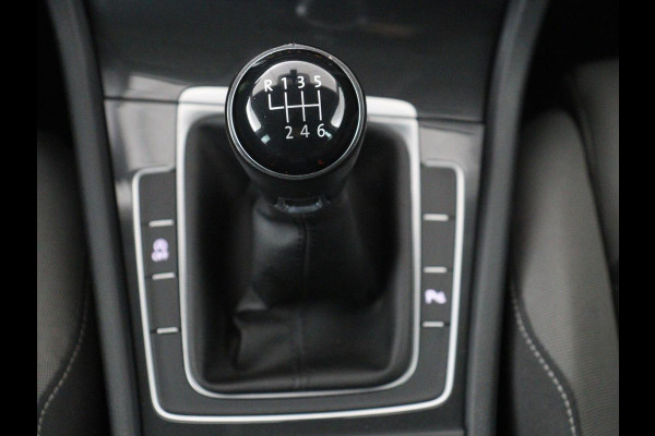 Volkswagen Golf Variant 1.5 TSI Comfortline Business | Adaptive Cruise | Massage | Camera | Carplay | Stoelverwarming | Virtual Cockpit