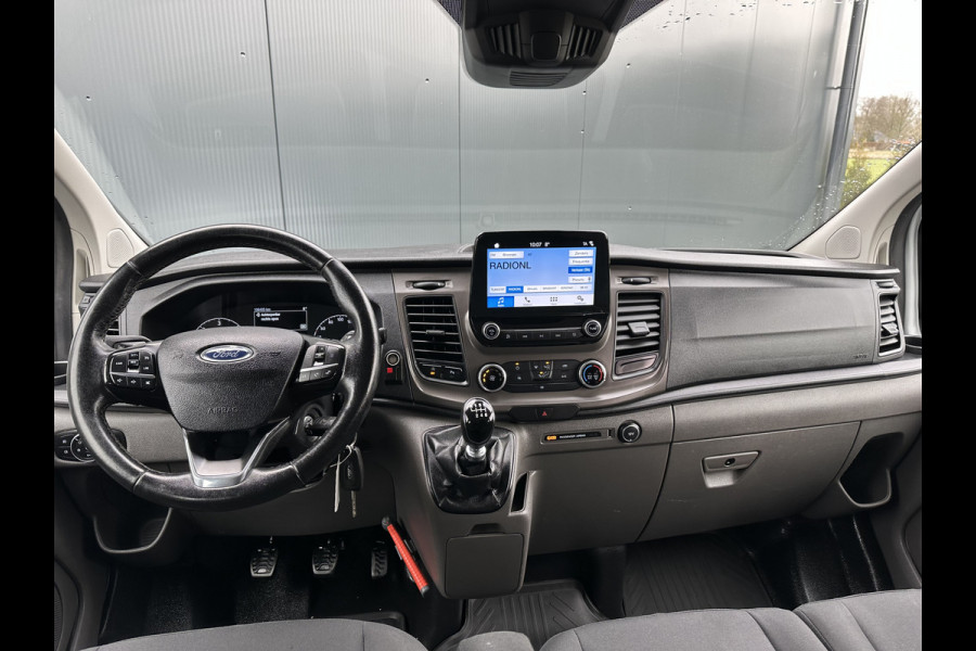 Ford Transit Custom 2.0 TDCI / L2H1 / DUBBEL CABINE / 1e EIG. / TREKHAAK / IMPERIAAL / CAMERA / CRUISE / 6 PERSOONS