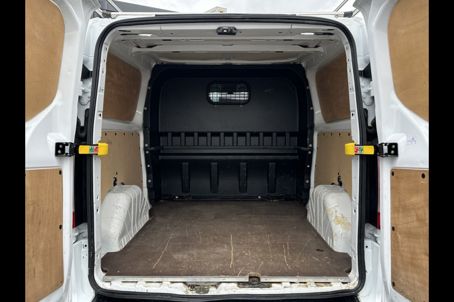 Ford Transit Custom 2.0 TDCI / L2H1 / DUBBEL CABINE / 1e EIG. / TREKHAAK / IMPERIAAL / CAMERA / CRUISE / 6 PERSOONS