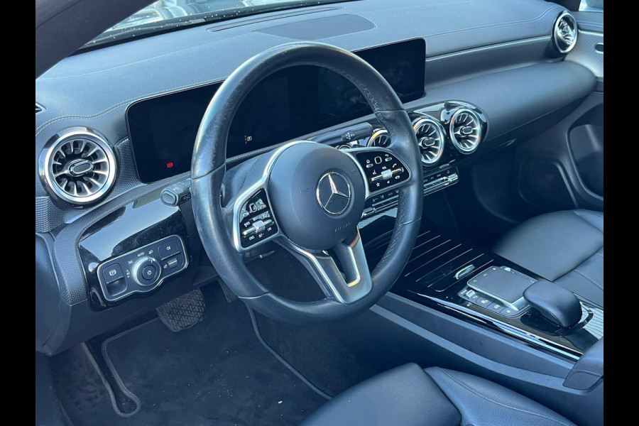 Mercedes-Benz CLA-Klasse Shooting Brake 200 Business Solution Luxury