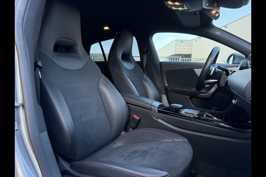 Mercedes-Benz CLA-Klasse Shooting Brake Aut. 180 Business Sol. AMG | Navi | Camera | Sfeer Verlichting |