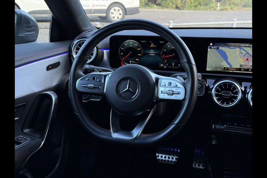 Mercedes-Benz CLA-Klasse Shooting Brake Aut. 180 Business Sol. AMG | Navi | Camera | Sfeer Verlichting |