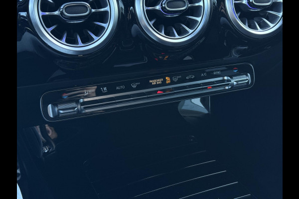 Mercedes-Benz CLA-Klasse Shooting Brake Aut. 180 Business Sol. AMG | Navi | Camera | Sfeer Verlichting |