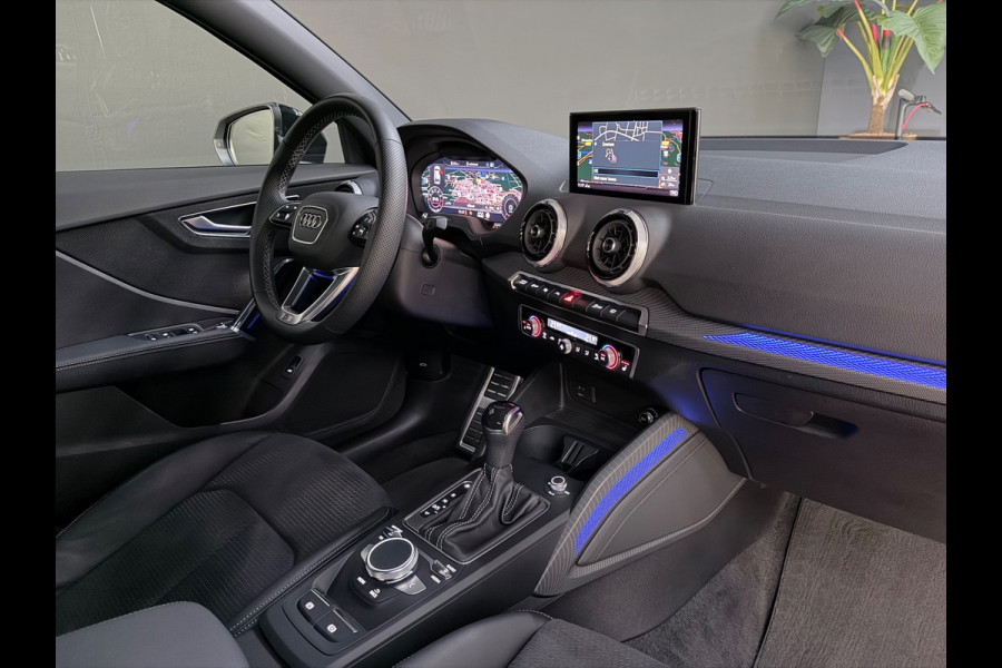 Audi Q2 35 TFSI S Line Edition One - Pano - Ambiance