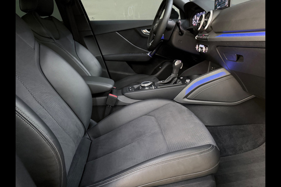 Audi Q2 35 TFSI S Line Edition One - Pano - Ambiance
