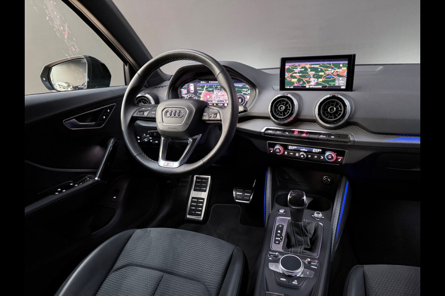 Audi Q2 35 TFSI S Line Edition One - Pano - Ambiance