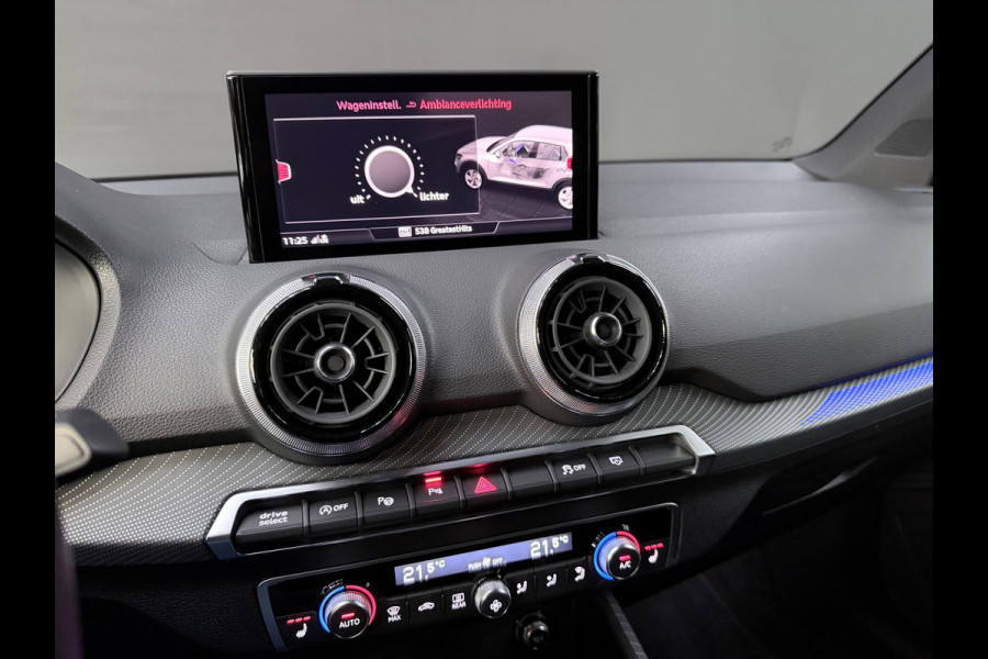 Audi Q2 35 TFSI S Line Edition One - Pano - Ambiance