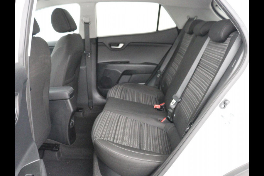 Kia Stonic 1.0 T-GDi MHEV DynamicPlusLine | Adaptive cruise | Carplay | Camera | Keyless | Climate control | DAB | Navigatie | Bluetooth