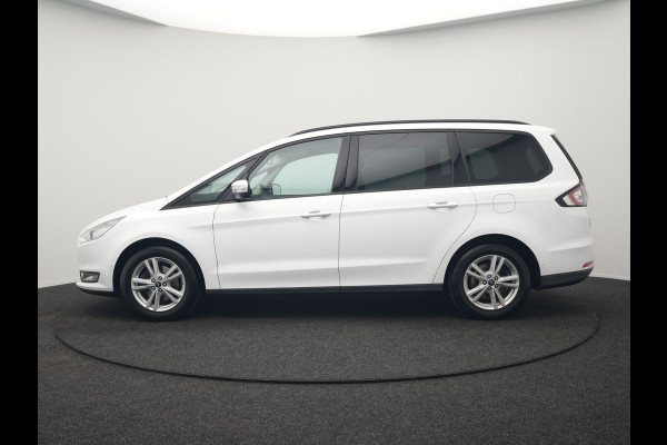 Ford Galaxy 2.0 Titanium 7 Persoons 241pk Automaat Dealer O.H. | Navigatie Full Map | Memory Stoelen Verwarmd | Camera | Apple Carplay | Keyless | Cruise Control |