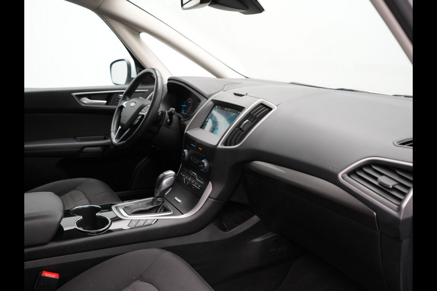 Ford Galaxy 2.0 Titanium 7 Persoons 241pk Automaat Dealer O.H. | Navigatie Full Map | Memory Stoelen Verwarmd | Camera | Apple Carplay | Keyless | Cruise Control |