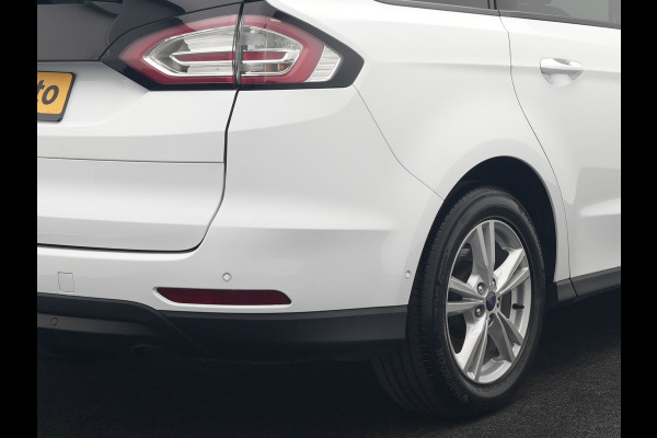 Ford Galaxy 2.0 Titanium 7 Persoons 241pk Automaat Dealer O.H. | Navigatie Full Map | Memory Stoelen Verwarmd | Camera | Apple Carplay | Keyless | Cruise Control |