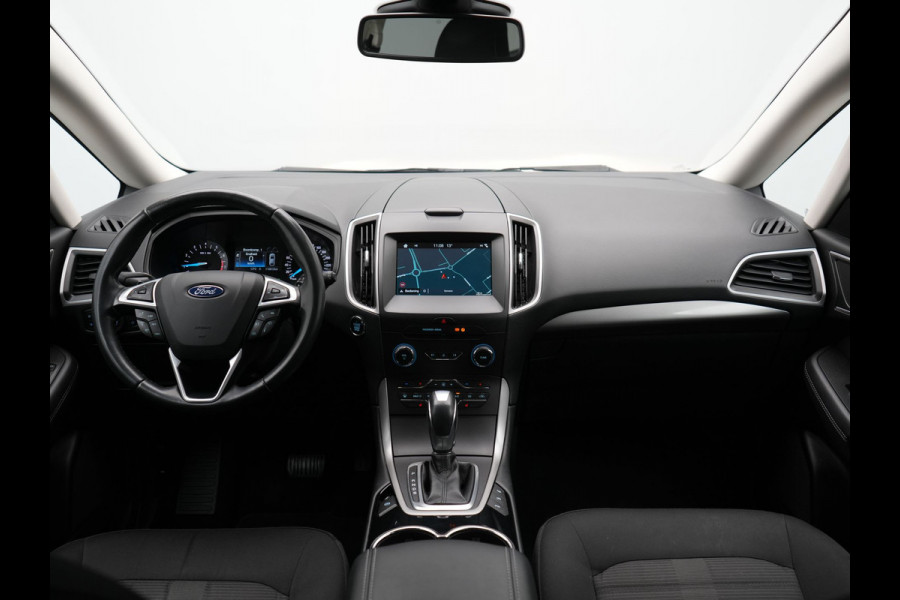 Ford Galaxy 2.0 Titanium 7 Persoons 241pk Automaat Dealer O.H. | Navigatie Full Map | Memory Stoelen Verwarmd | Camera | Apple Carplay | Keyless | Cruise Control |