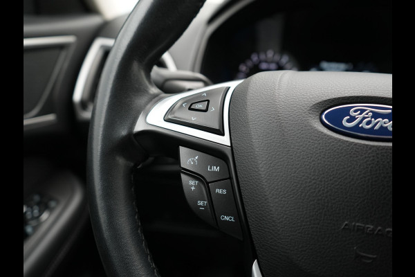 Ford Galaxy 2.0 Titanium 7 Persoons 241pk Automaat Dealer O.H. | Navigatie Full Map | Memory Stoelen Verwarmd | Camera | Apple Carplay | Keyless | Cruise Control |