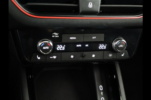 Škoda Kamiq 1.0 TSI Monte Carlo 115 pk Automaat (DSG) | Verlengde garantie | Navigatie | Panoramadak | Parkeersensoren | Achteruitrijcamera | Stoelverwarming |