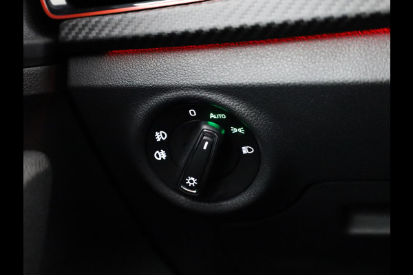 Škoda Kamiq 1.0 TSI Monte Carlo 115 pk Automaat (DSG) | Verlengde garantie | Navigatie | Panoramadak | Parkeersensoren | Achteruitrijcamera | Stoelverwarming |