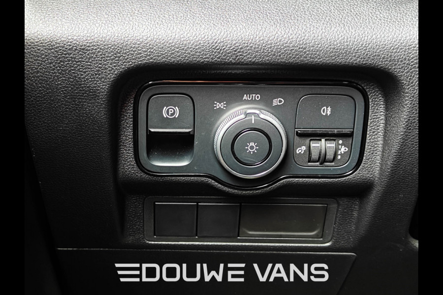 Mercedes-Benz Citan 113 L2 Automaat Benzine Trekhaak Carplay Camera 131 PK Fabrieksgarantie