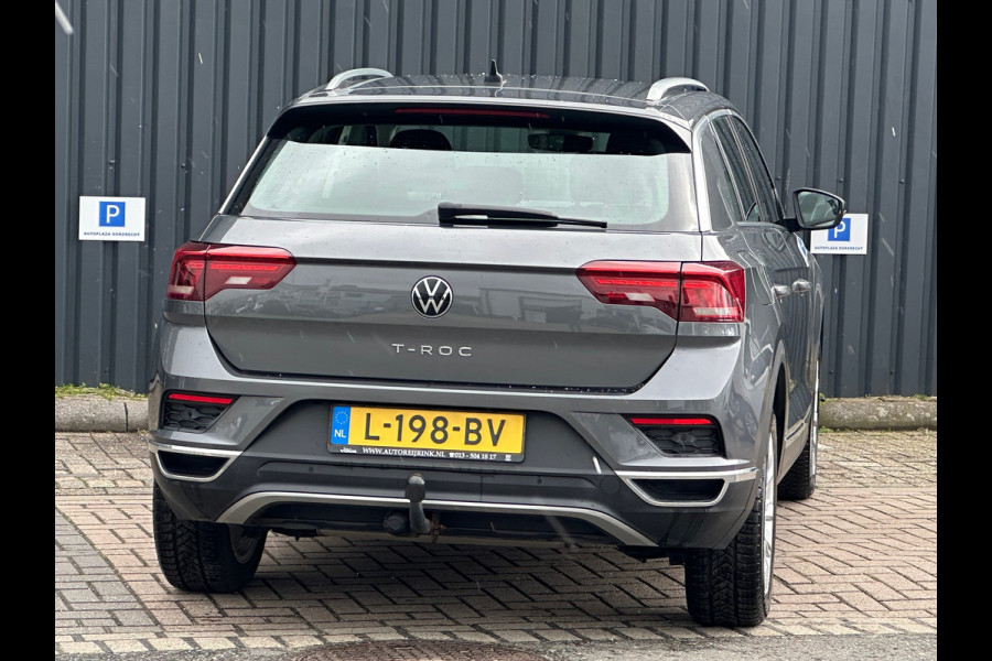 Volkswagen T-Roc 1.5 TSI Sport VIRTUAL | NAVI