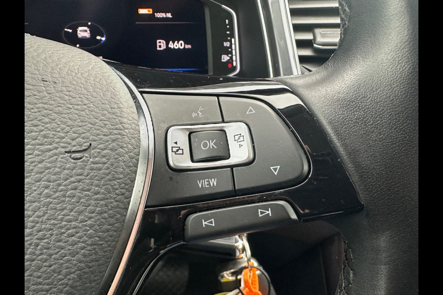 Volkswagen T-Roc 1.5 TSI Sport VIRTUAL | NAVI