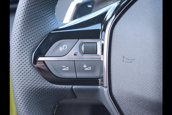 Peugeot 208 1.2 Hybrid 145 e-DCS6 GT 145 PK | ADAPTIVE CRUISE CONTROL | PARKEERSENSOREN MET CAMERA | CLIMATE CONTROL | DEMO