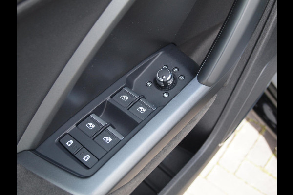 Audi Q3 Sportback TFSI RS | Panoramadak | Bang & Olufsen | Maxton Design | Sport Uitlaatsysteem |