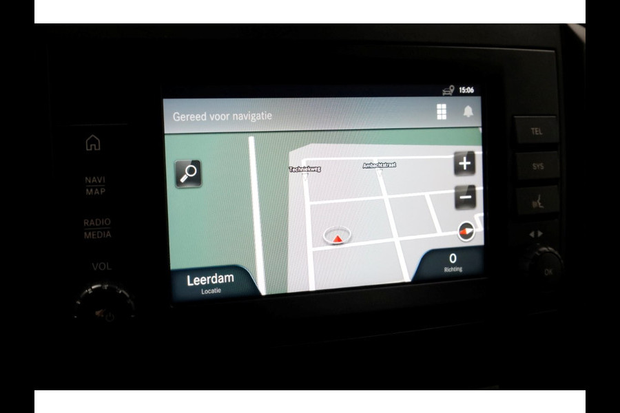 Mercedes-Benz Vito 114 CDI 136pk Compact 9G Automaat 2x Schuifdeur/LED/Camera/Navi/Inrichting 07-2022