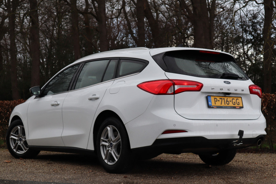 Ford FOCUS Wagon 1.0 EcoBoost Business | Trekhaak | Stoelverwarming | Camera |