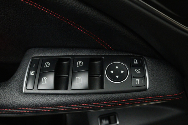 Mercedes-Benz CLA-Klasse 180 Prestige Automaat (PANORAMADAK, STOELVERWARMING, CLIMA, CAMERA)