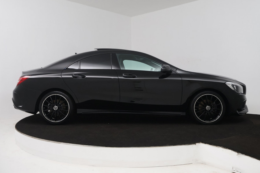 Mercedes-Benz CLA-Klasse 180 Prestige Automaat (PANORAMADAK, STOELVERWARMING, CLIMA, CAMERA)